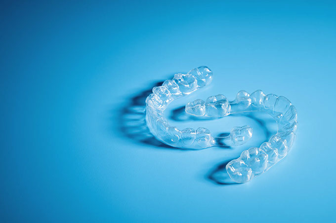 orthodontic clear aligners
